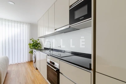 Apartamento T1 para Venda em Glória e Vera Cruz