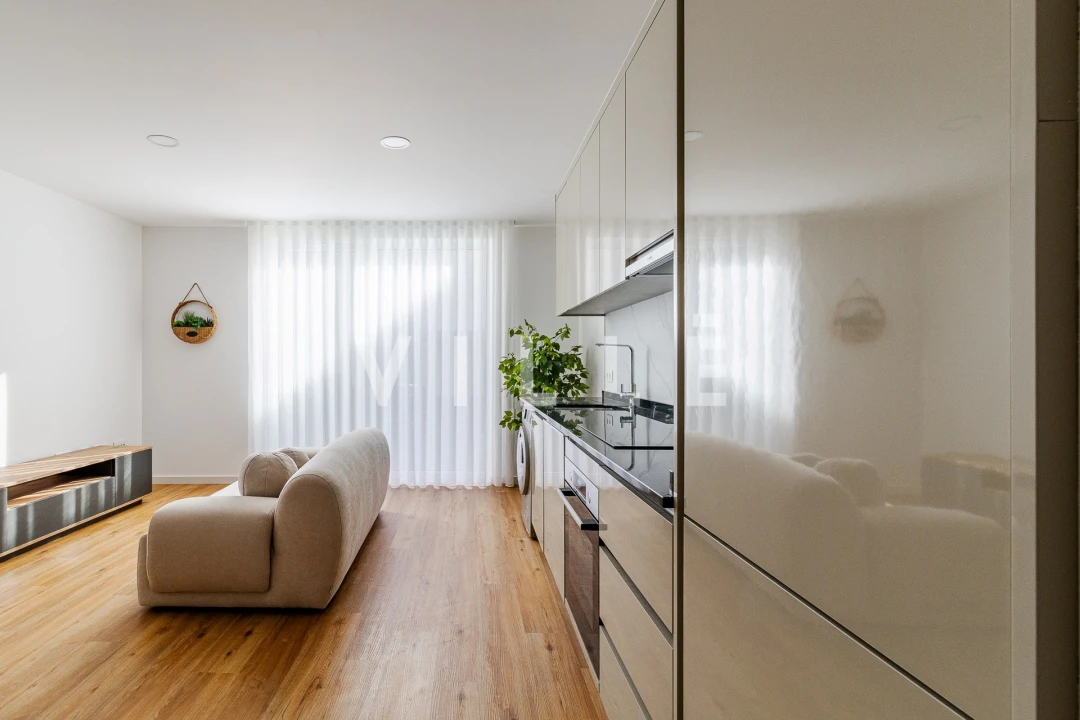 Apartamento T1 para Venda em Glória e Vera Cruz Foto 34
