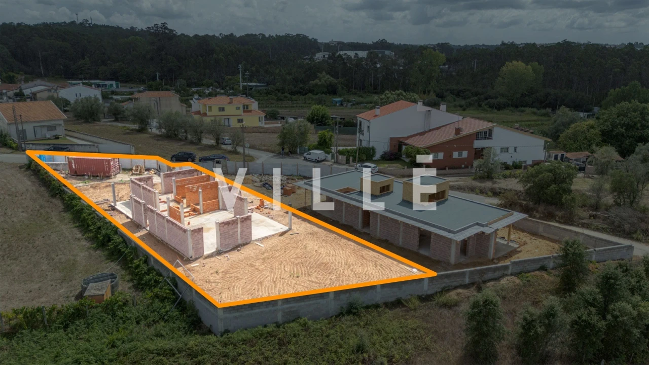 Moradia T3 para Venda em Fermentelos Foto 55
