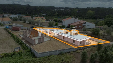 Moradia T3 para Venda em Fermentelos