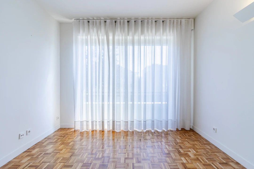 Apartamento T3 para Arrendamento em Lordelo do Ouro e Massarelos Foto 41
