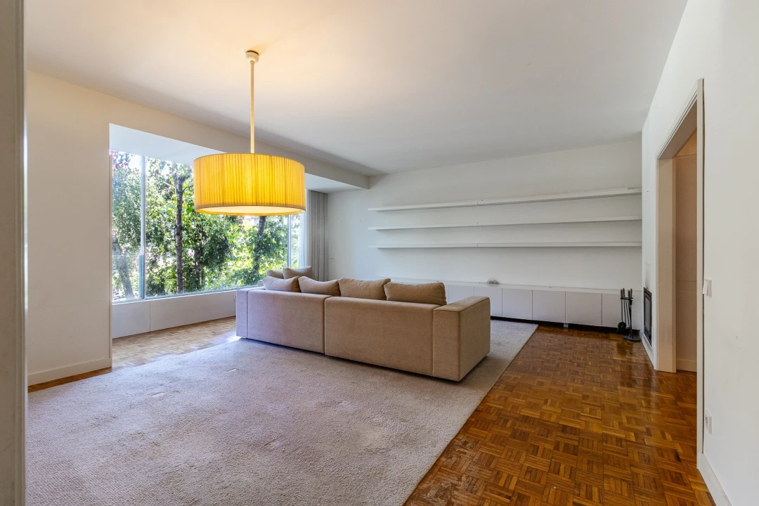 Apartamento T3 para Arrendamento em Lordelo do Ouro e Massarelos Foto 13