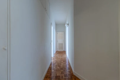 Apartamento T3 para Arrendamento em Lordelo do Ouro e Massarelos