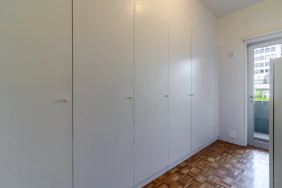 Apartamento T3 para Arrendamento em Lordelo do Ouro e Massarelos