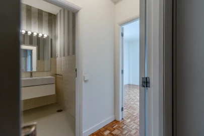 Apartamento T3 para Arrendamento em Lordelo do Ouro e Massarelos