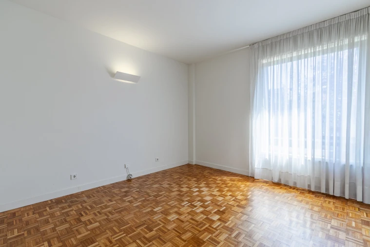 Apartamento T3 para Arrendamento em Lordelo do Ouro e Massarelos Foto 31