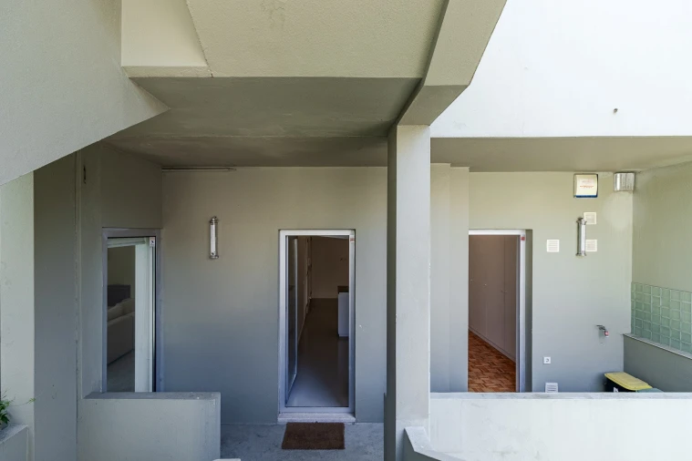Apartamento T3 para Arrendamento em Lordelo do Ouro e Massarelos Foto 4