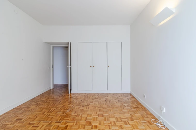 Apartamento T3 para Arrendamento em Lordelo do Ouro e Massarelos Foto 37
