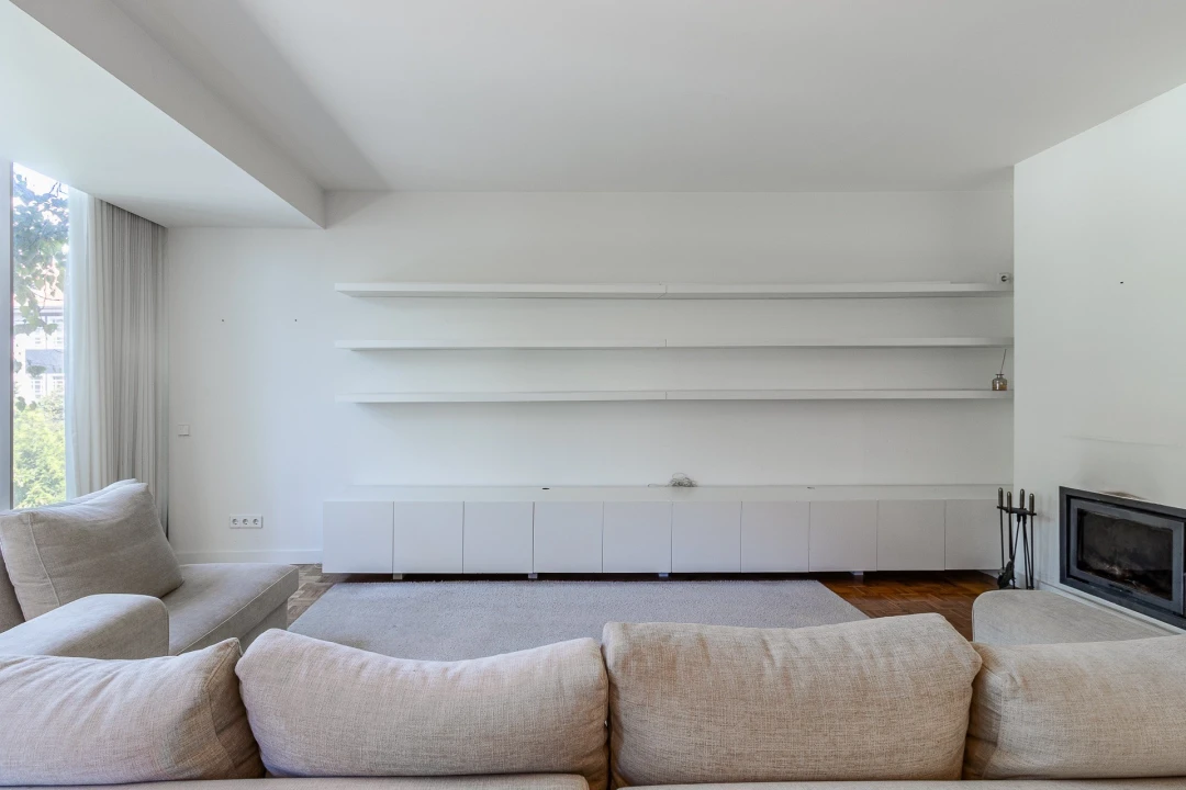 Apartamento T3 para Arrendamento em Lordelo do Ouro e Massarelos Foto 15