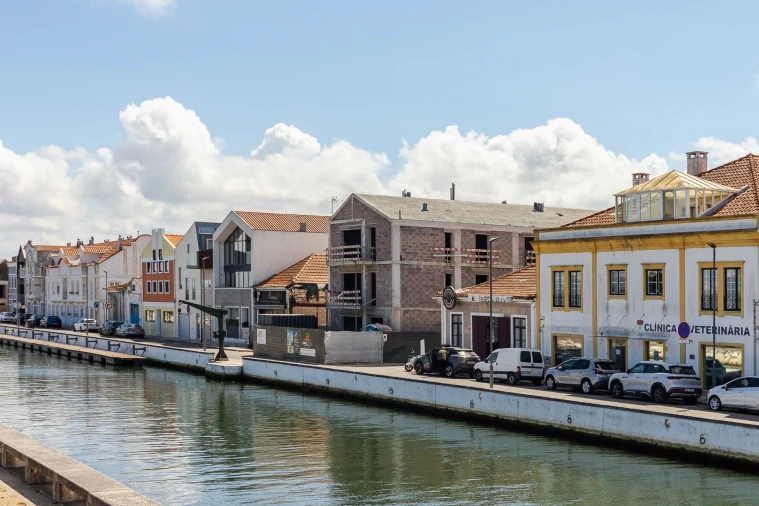 Apartamento T1 para Venda em Glória e Vera Cruz Foto 10