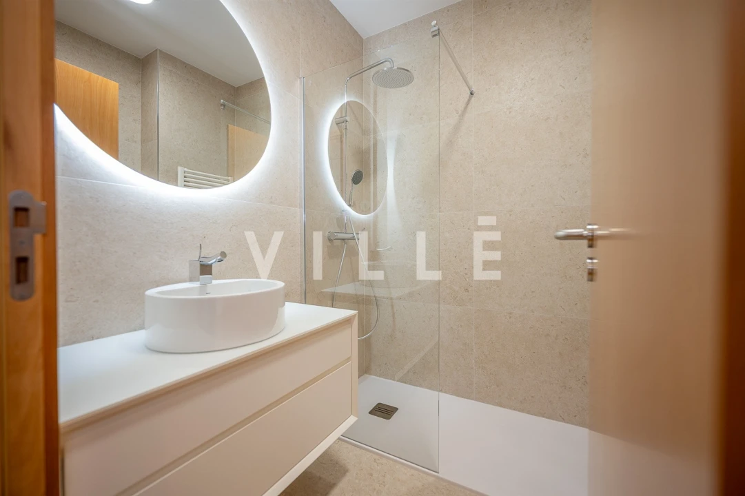 Apartamento T1 para Arrendamento em Aradas Foto 20