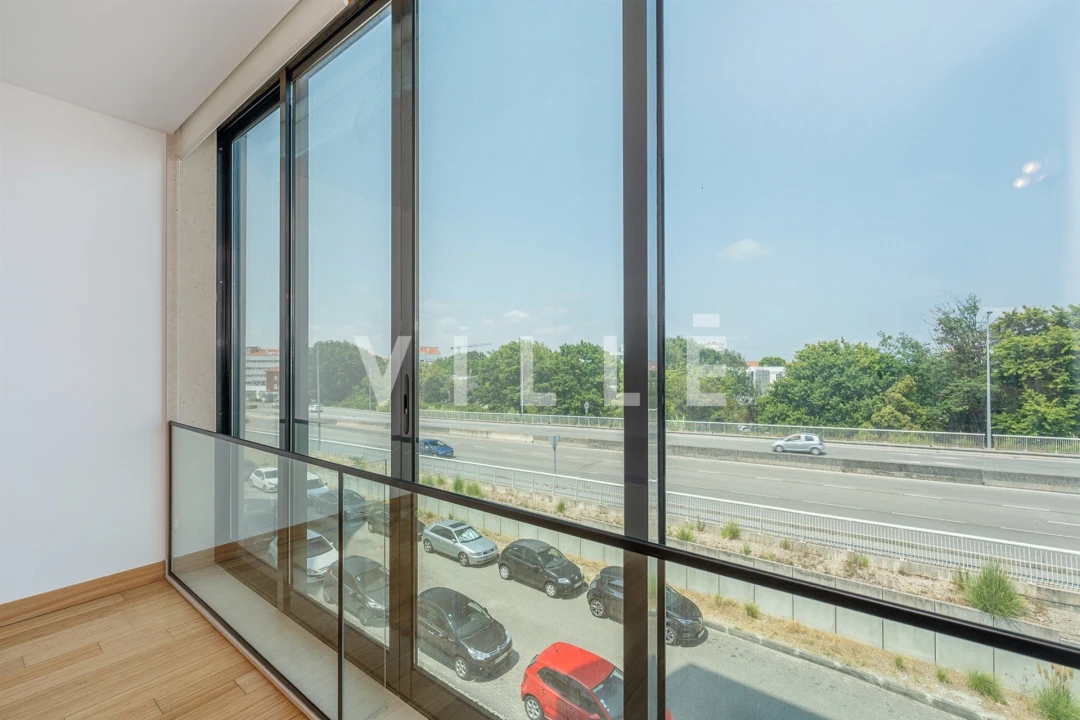 Apartamento T1 para Arrendamento em Aradas Foto 2