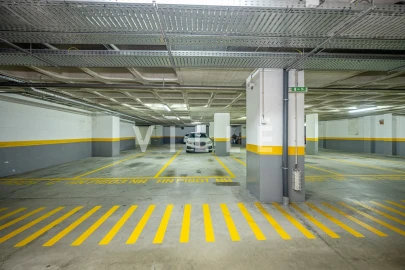 Apartamento T1 para Arrendamento em Aradas