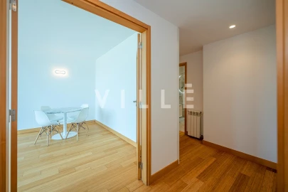 Apartamento T1 para Arrendamento em Aradas