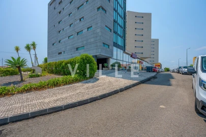 Apartamento T1 para Arrendamento em Aradas
