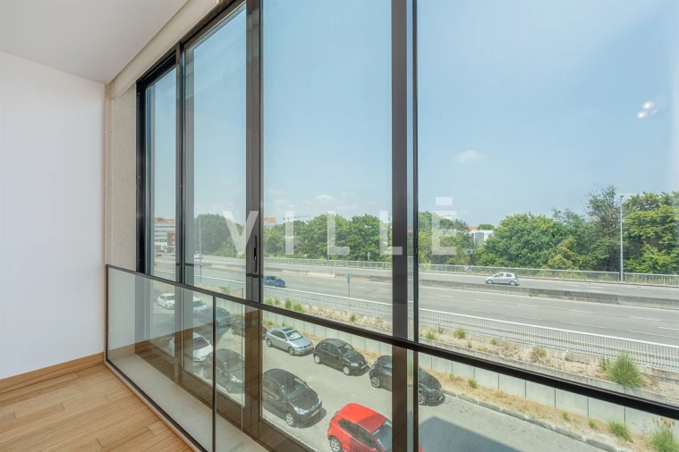Apartamento T1 para Arrendamento em Aradas Foto 2