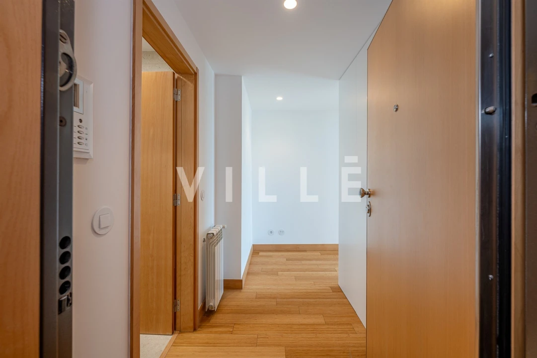 Apartamento T1 para Arrendamento em Aradas Foto 15