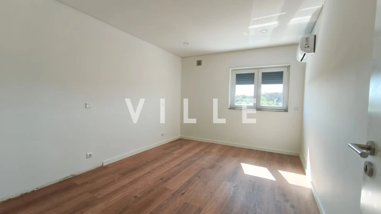 Apartamento T3 para Venda em Oiã Foto 7