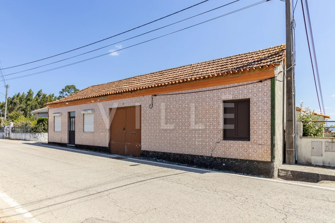 Moradia T3 para Venda em Requeixo, Nossa Senhora de Fátima e Nariz Foto 46