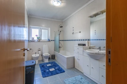 Moradia T4 para Venda em Santa Joana