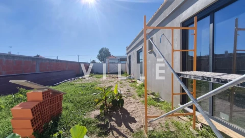 Moradia T3 para Venda em Carapelhos