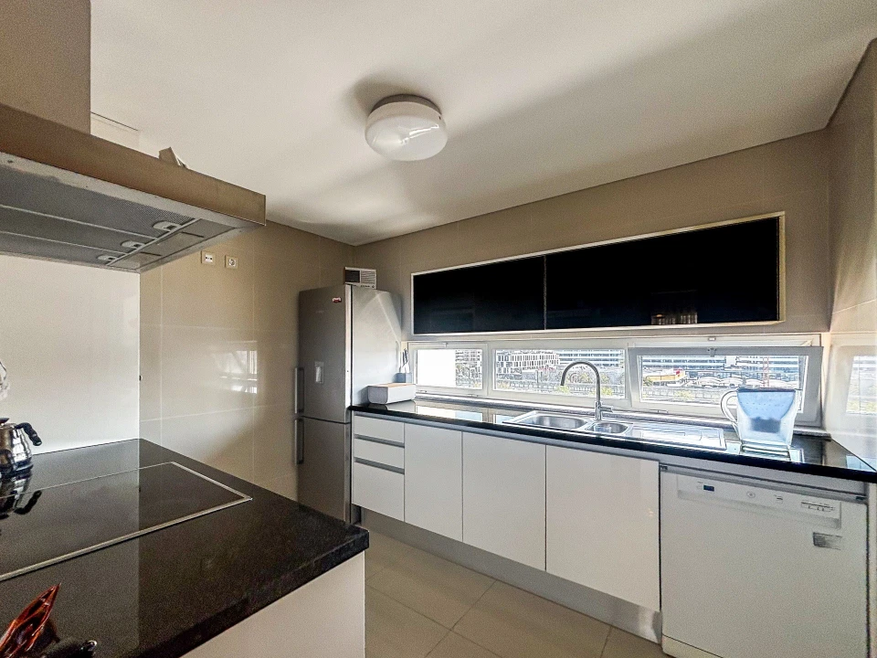 Apartamento T2 para Arrendamento em Glória e Vera Cruz Foto 7