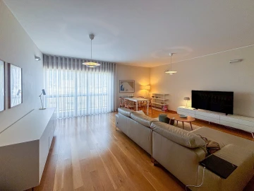 Apartamento T2 para Arrendamento em Glória e Vera Cruz