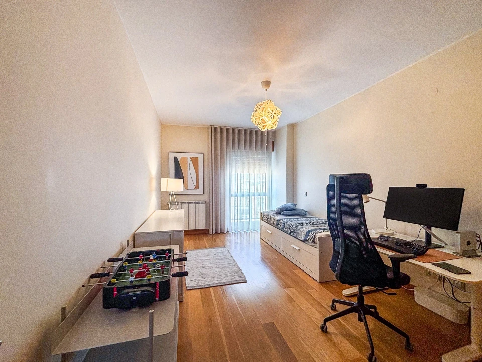 Apartamento T2 para Arrendamento em Glória e Vera Cruz Foto 18