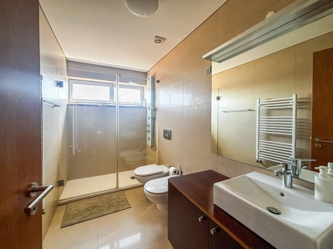 Apartamento T2 para Arrendamento em Glória e Vera Cruz Foto 13