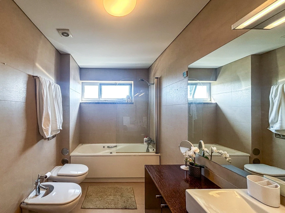 Apartamento T2 para Arrendamento em Glória e Vera Cruz Foto 16