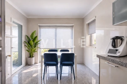 Apartamento T3 para Venda em Glória e Vera Cruz