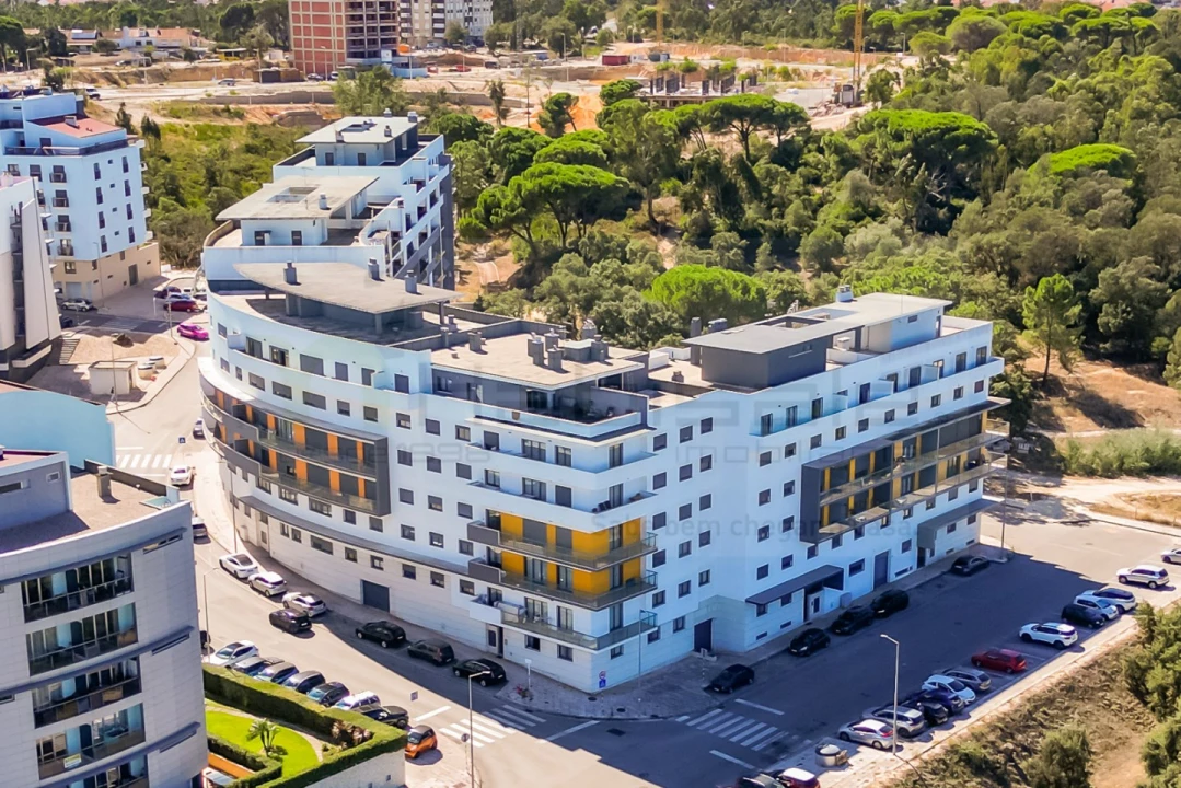 Apartamento T2 para Venda em Corroios Foto 1