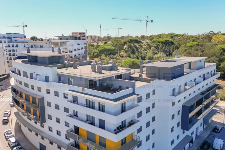 Apartamento T2 para Venda em Corroios Foto 2