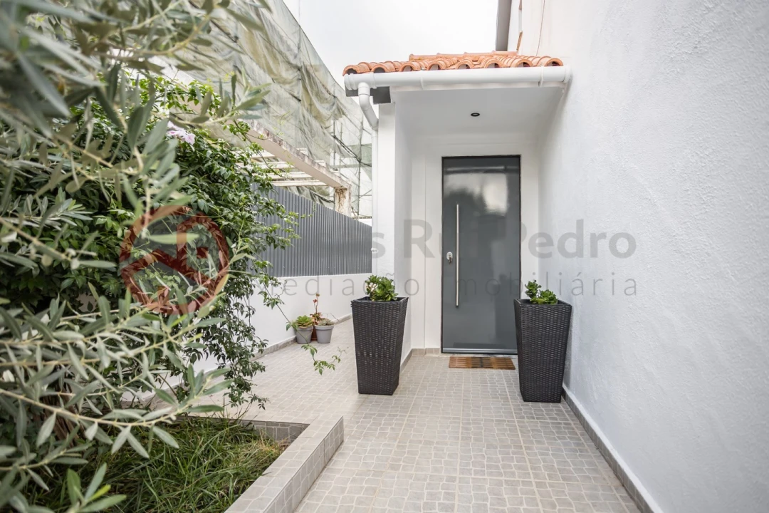 Moradia T3 para Venda em União das Freguesias de Setúbal Foto 48