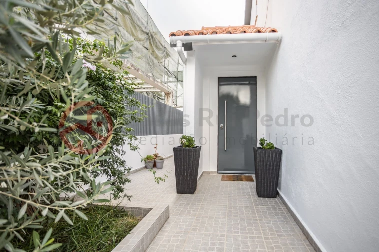 Moradia T3 para Venda em União das Freguesias de Setúbal Foto 48