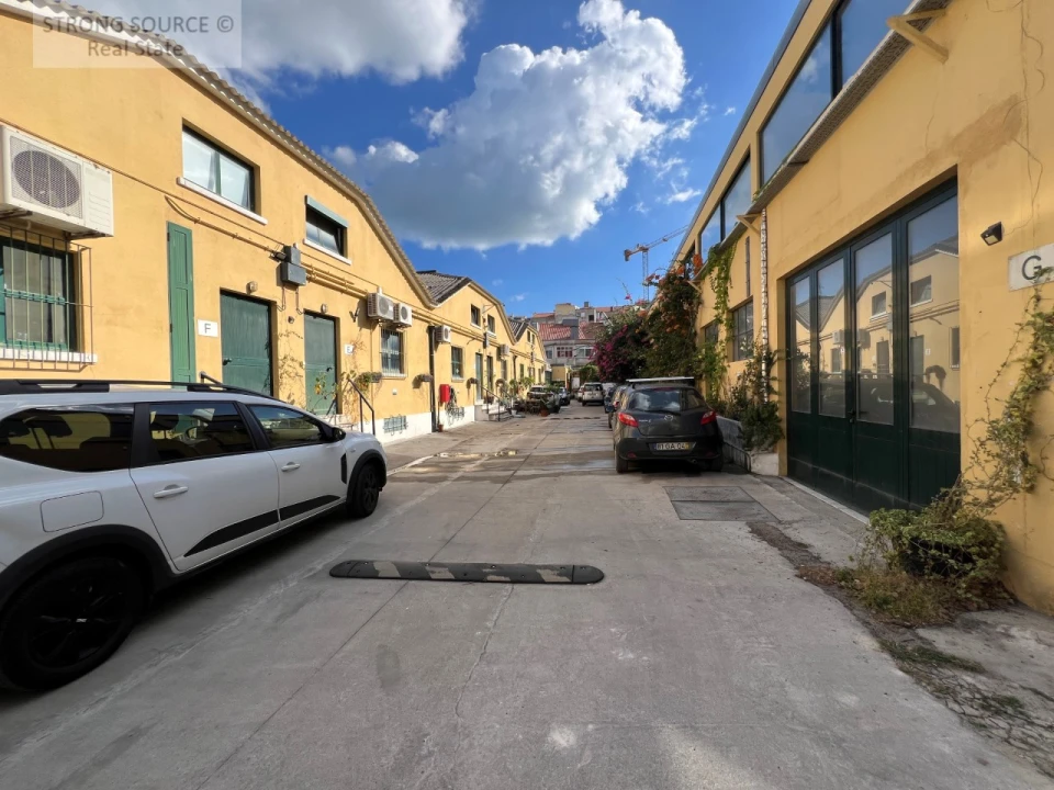 Armazém para Arrendamento em São Vicente Foto 9