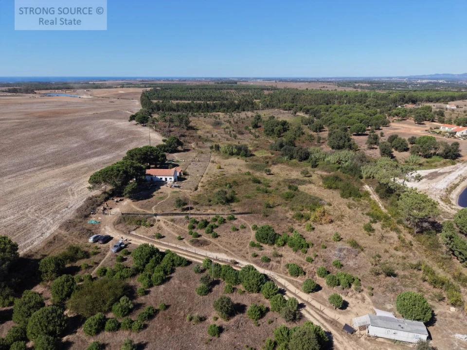 Quinta T3 para Venda em São Teotónio Foto 2