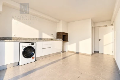 Moradia T4 para Venda em Corroios