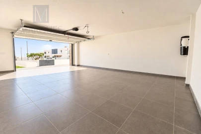 Moradia T4 para Venda em Corroios