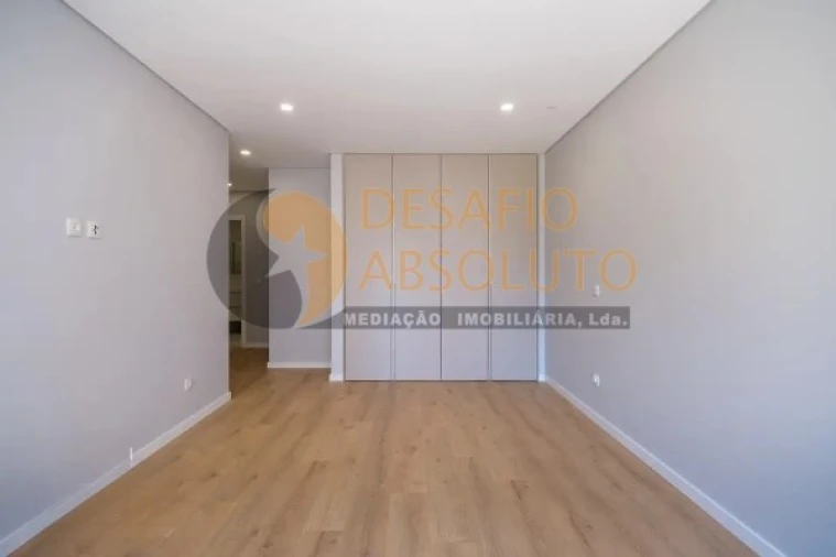Apartamento T4 para Venda em Montijo e Afonsoeiro Foto 6