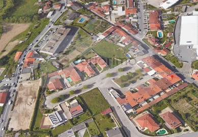 Moradia T4 para Venda em Fermentões