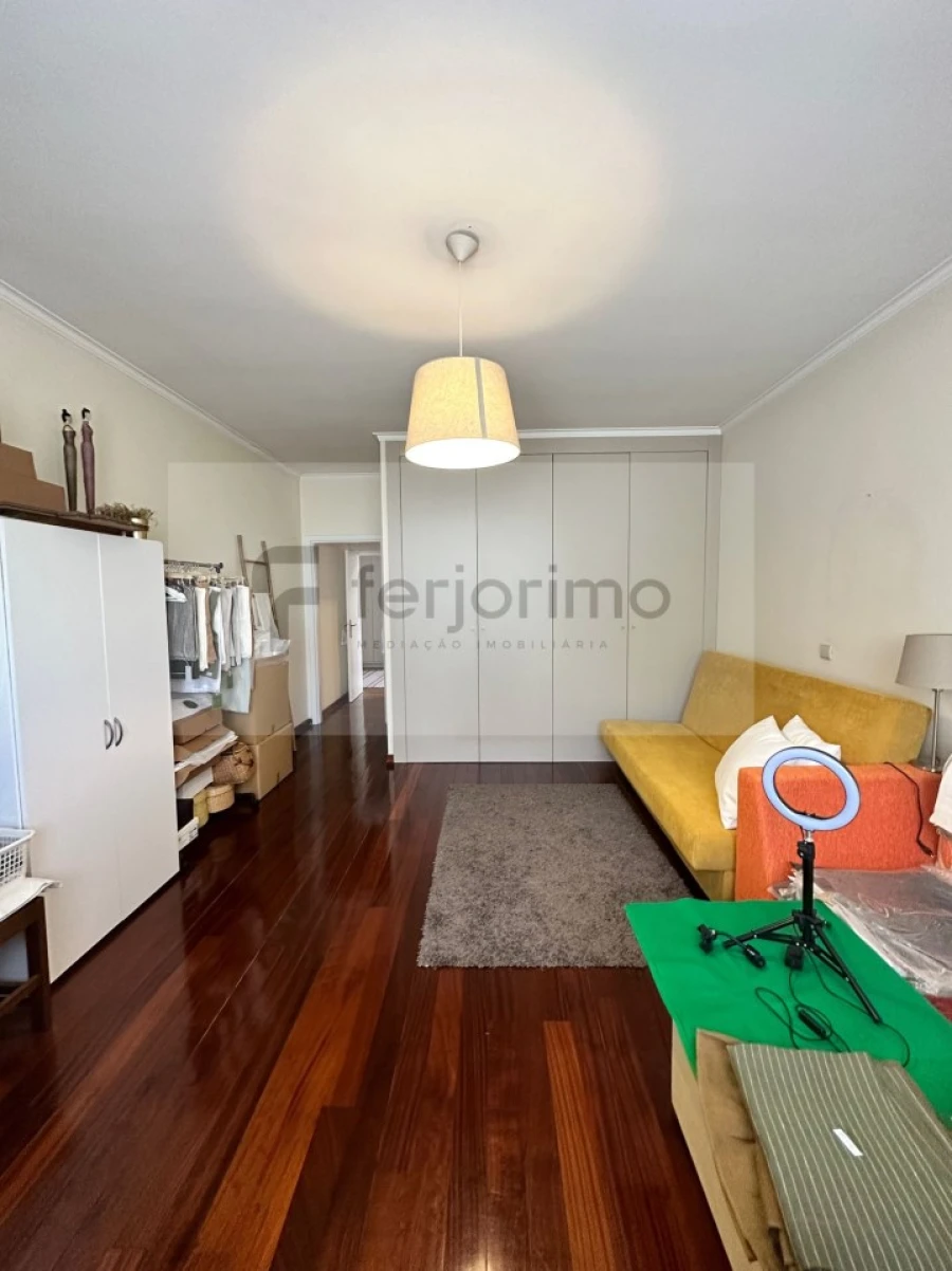 Moradia T4 para Venda em Fermentões Foto 34