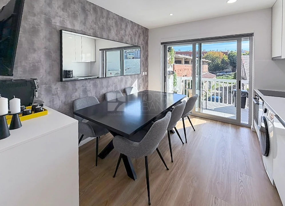 Apartamento T2 para Venda em Cedofeita, Santo Ildefonso, Sé, Miragaia, São Nicolau e Vitória Foto 6