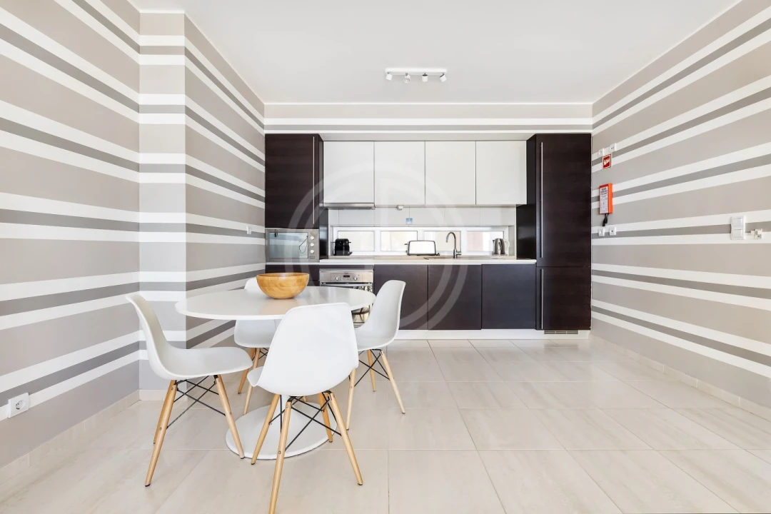 Apartamento T1 para Venda em Quarteira Foto 5