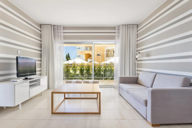 Apartamento T1 para Venda em Quarteira Foto 3