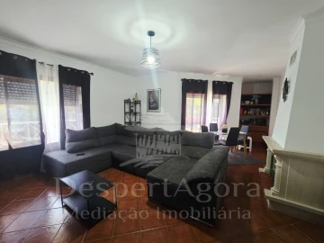 Apartamento T3 para Arrendamento em Nossa Sra de Fatima