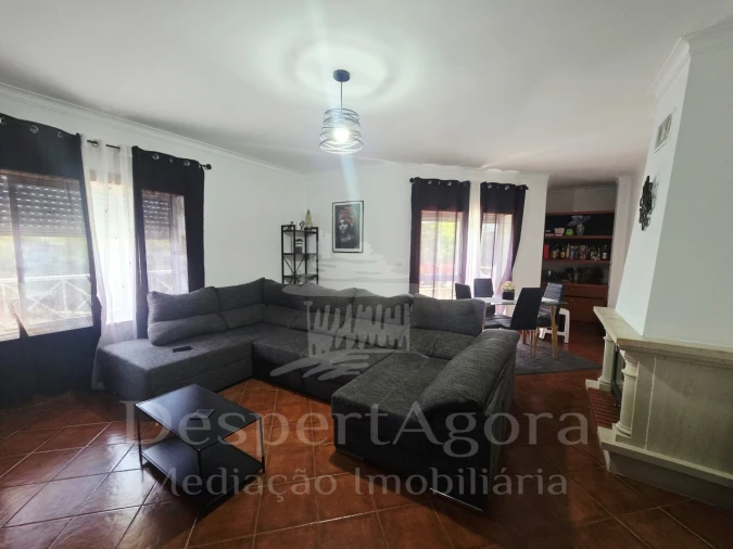 Apartamento T3 para Arrendamento em Nossa Sra de Fatima Foto 3