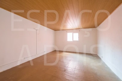 Apartamento para Venda em Alvalade