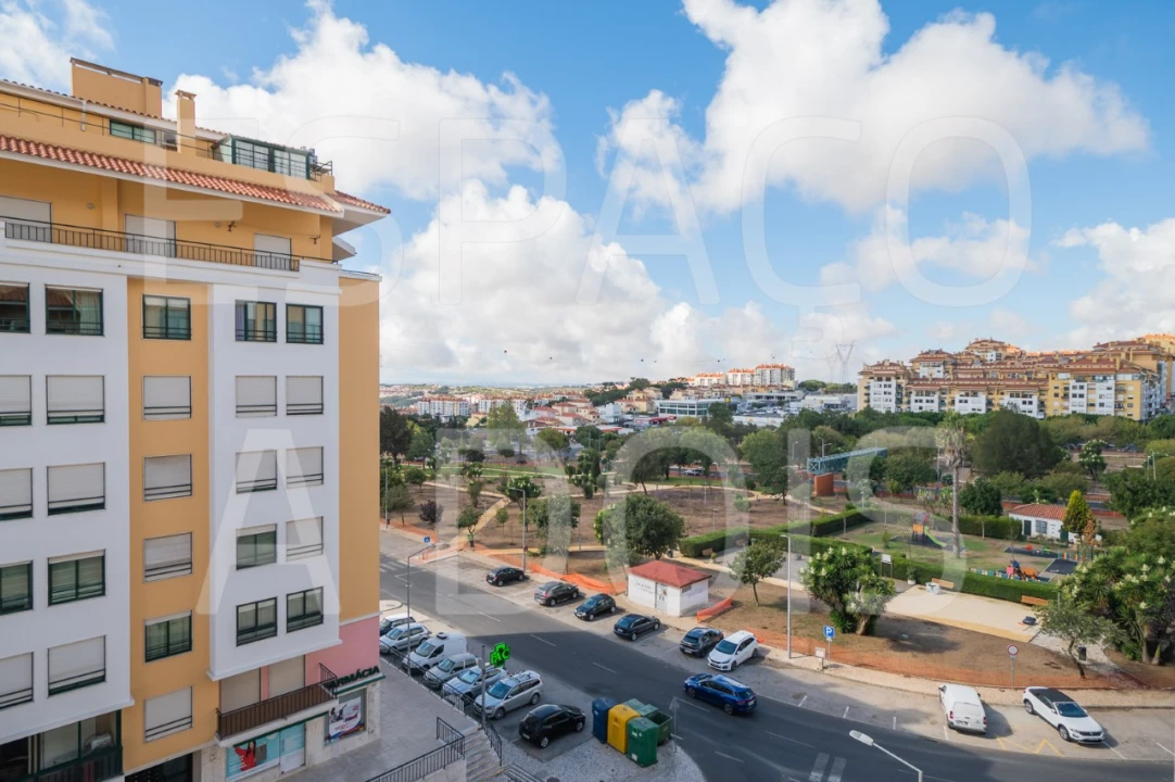 Apartamento T2 para Arrendamento em Queluz e Belas Foto 6