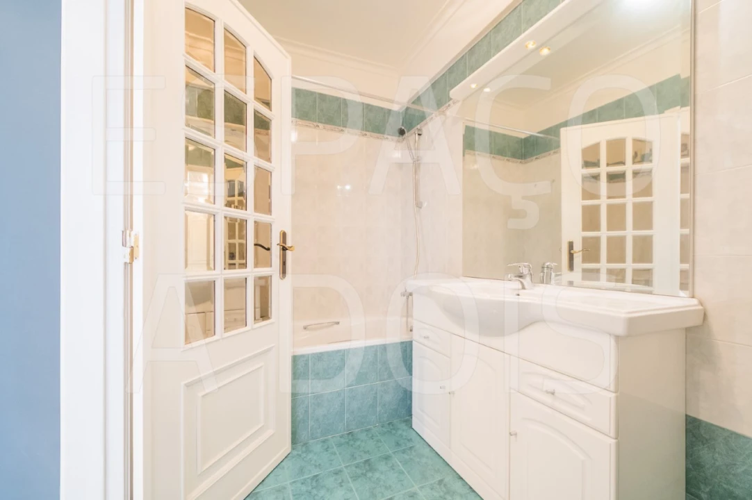 Apartamento T2 para Arrendamento em Queluz e Belas Foto 38